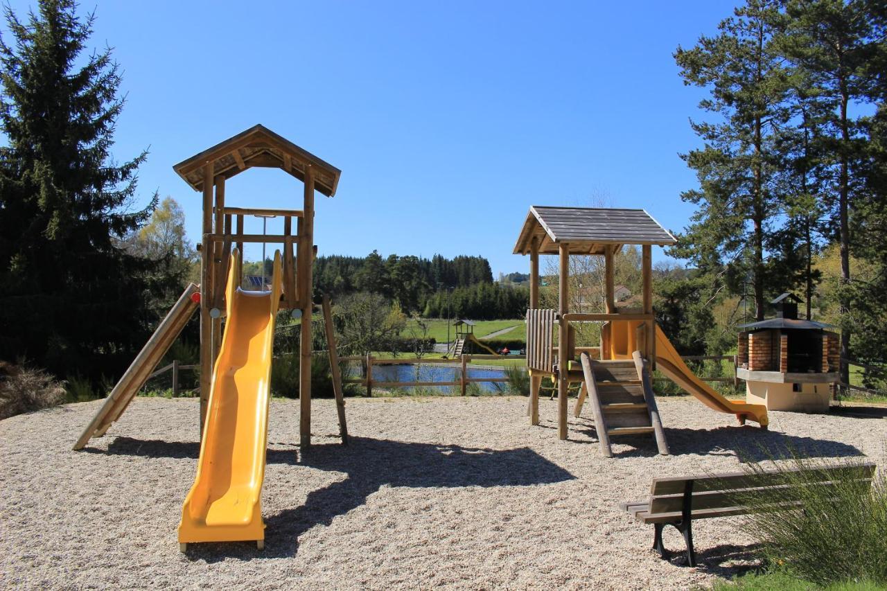 Les Chalets Du Haut-Forez Usson-en-Forez Zewnętrze zdjęcie